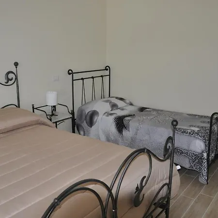 La Vecchia Lanterna Gasthof Montecorvino Rovella